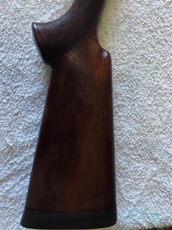Buenos días, vendo escopeta berezi guernika fabricada en eibar calibre 12/70con cañón de 70cm, cañón de 42