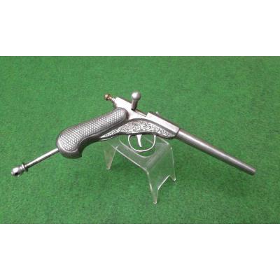 Busco esta pistola antigua de aire comprimido, no se si habra alguna pieza por estos lares, pero me gustaría 01