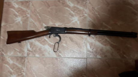 Vendo carabina " TIGRE " 44-40 perfecta de funcionamiento, de maderas y de pavonado la vendo 01