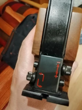 Buenas compañeros, vendo esta magnífica Pardini del calibre 32.

Tamaño de la cacha Mediana. 

Es el modelo 12