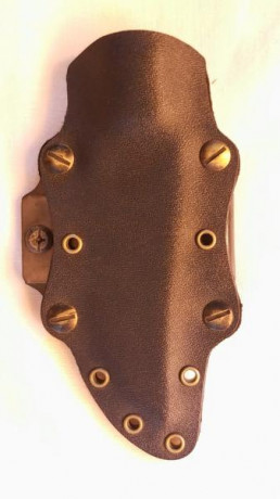 Cuchillo winkler 2 sin uso, no ha salido de casa. Con dos fundas de cuero y kidex. 250 euros no negociables. 10