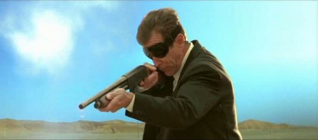 Compañeros,

En vista de las ganas de algunos (Elcafe, Wilcow, Vrakk, etc) por adivinar armas de películas 00