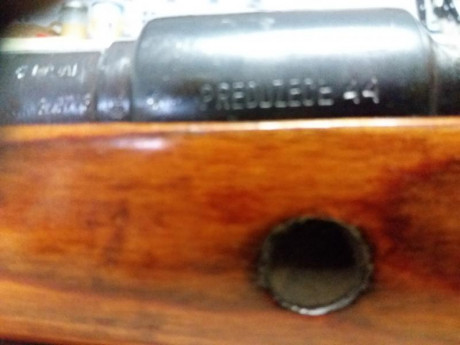 Vendo k98 produce 44 cal.8x57. Estado es excelente  con madera laminada y toda misma numeracion.  550 01