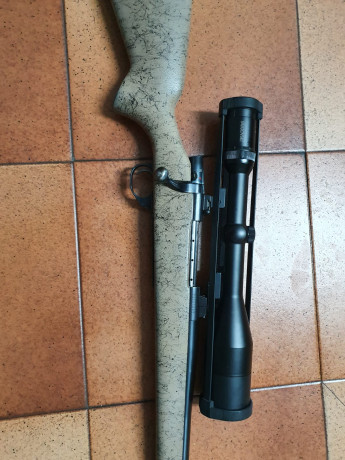 Rifle Weatherby Vanguard en calibre 300 Weatherby, con culata de fibra y visor Swarovski Habitch 2,5-10x56 00