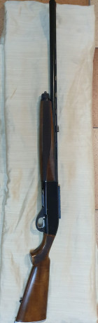 Marocchi A12, prácticamente nueva.
Tiene instalado carril Weaver y alza sobre la solista.
El arma está 02