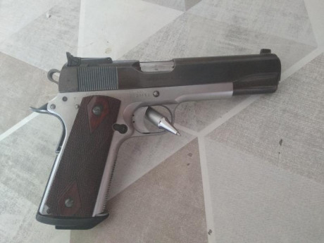 Vendo pistola colt 9 mm PB mk41V serie 80.
Precio 700€ o cambio por una de precisión calibre 22, ajustando 00