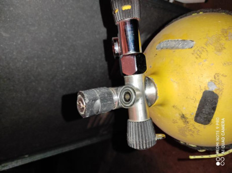 Vendo esta scuba porque no la uso, he adaptado mi rifle al co2 y me es más cómodo. La botella está revisada 01