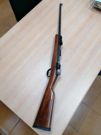 Vendo Rifle Oviedo 1926 calibre 7x57. Precio 350€ más portes si hubiera que mandar. Regalo 2 cajas de 02