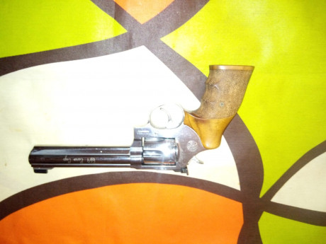 Cambio armas cortas por escopeta de corredera preferiblemente corta y moderna tipo magnum
En breve pondre 90