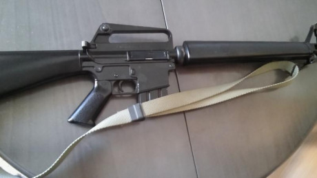 Hola. Vendo M-16 del tipo utilizado en Vietnam, en calibre 22, perfecto estado. Dos cargadores uno original 02