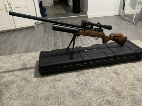Se vende pcp cometa lynx v10 mk2, comprada en junio, se entrega factura, garantía de fabricante dos años, 01