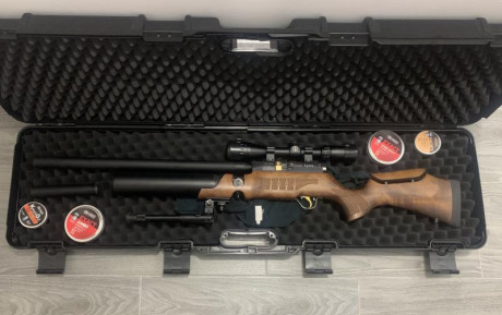Se vende pcp cometa lynx v10 mk2, comprada en junio, se entrega factura, garantía de fabricante dos años, 00
