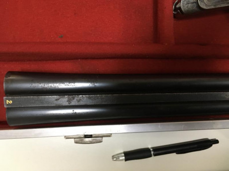 TEMA CERRADO, GRACIAS. Hola, vendo maletín y regalo Escopeta fina, marca Aya , paralela, calibre 12, 
escape 21