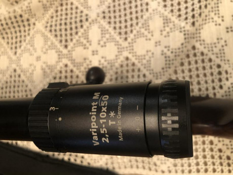 Pongo a la venta Blaser R8 Luxus Maderas grado 7  con kick Stop y Magna Port,Gatillo Dorado,Bola cerrojo 10