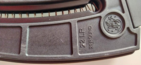 Buenas, recientemente me ha llegado un cargador de mp15-22 original de smith & wesson que he comprado 02