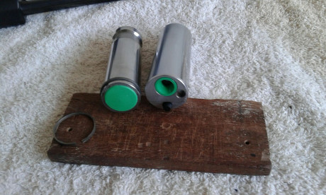 Vendo mítica pistola de precisión, modelo  Feinwerkbau LP80, de funcionamiento a muelle, con sistema antiretroceso, 30