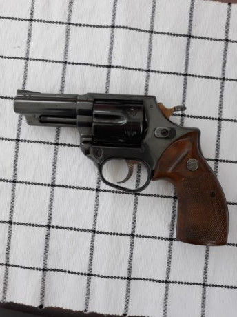 VENDO REVOLVER  3" PULGADAS ASTRA POLICE 357 MAG, CON TAMBOR INTERCAMBIABLE. SE PUEDE UTILIZAR MUNICION 02