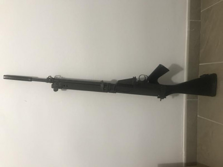 Buenos dias vendo fusil fal stg58 fabricado por steyr en Austria, el rifle se encuentra en perfecto estado 00