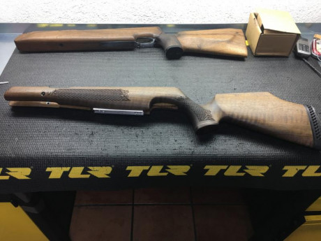 Hola , vendo por cambio de culata, la culata original de mi tx 200 , es de nogal y zurda , está en perfecto 02