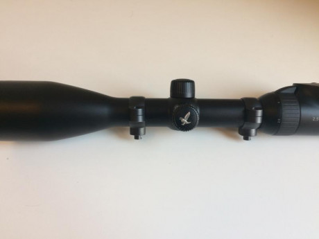 Visor Swarovski Z6 2, 5x15x56 RI 4A en perfecto estado de GenI Ligeras marcas de anillas. Solo trato en 02