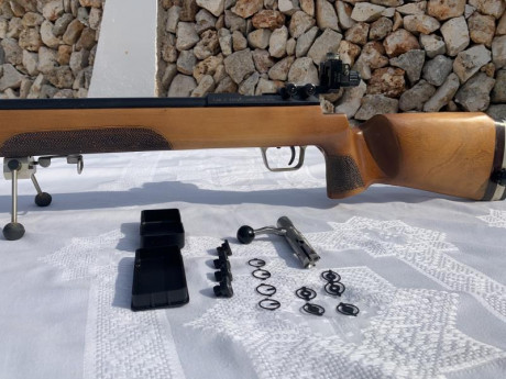 Vendo carabina Match 22 lr izmash cm-2 apenas utilizada.
Culata de ZURDO, aunque el cerrojo este a la 10