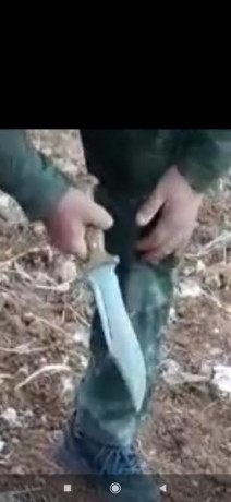 Hola a todos,
Hace un par de semanas que circula un video de unos cazadores que liberan a un buitre cuya 00