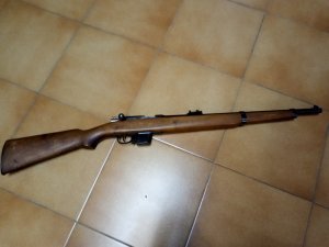  Pequeña 1.jpg Vendo carabina Destroyer calibre 9 Largo en muy buen estado (ligeros desteñidos en la madera, 00