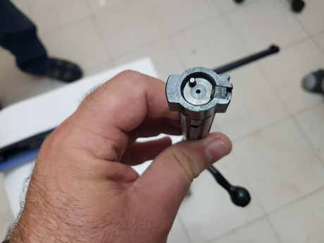Hola, un compañero vende un rifle Marlin del calibre 308w por 350€ no negociables guiado en D 
Saludos. 42