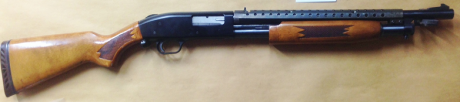 Buenas.
Busco el protector de cañón para una escopeta de corredera Mossberg mod 500A como el de la foto.
Un 00