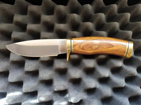 VENDO CUCHILLO BUCK 192 SIN USAR, NUEVO. 80€ incluida caja original y envio. 01