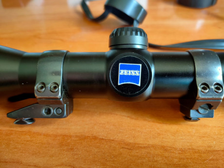  VENDIDO Un amigo vende un visor Zeiss Diavari de 1,5-6×42 ideal para montería junto con unas anillas 00