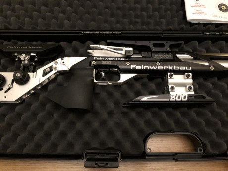 Vendo Feinwerkbau 800x Field Target. Estado perfecto como se ve en fotos. 
Calibre 4.5mm 
Precio 1900€
Preguntas 00