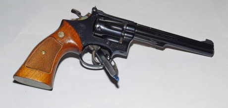 Busco revolver Smith & Wesson mod. 17 cal .22 en buen estado.
Como este: 90