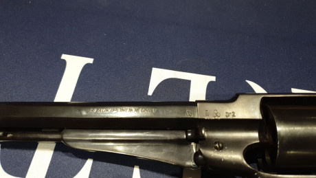 Se trata de un revolver de avancarga SANTA BARBARA, replica  del modelo REMINGTON NEW MODEL ARMY 1858, 11