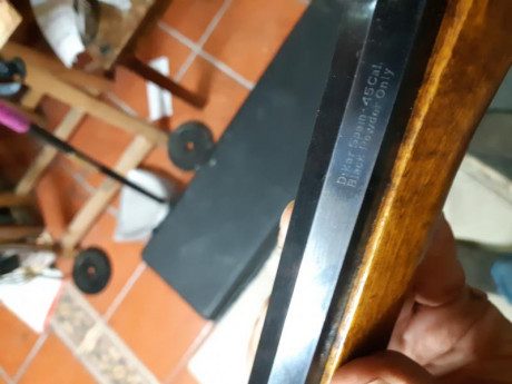 Hola, lo dicho vendo este rifle de Dikar del cal 45, tengo dos iguales, con maxibala y 20 gr es muy preciso.
Esta 02