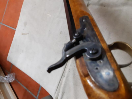 Hola, lo dicho vendo este rifle de Dikar del cal 45, tengo dos iguales, con maxibala y 20 gr es muy preciso.
Esta 01