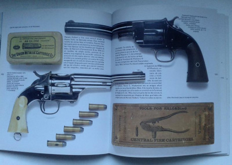 Vendo el libro "El mundo de los revolveres americanos", de Dominique Venner.
Ultramar Editores, 00