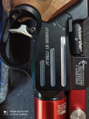 A petición de un amigo pongo a la venta pistola Pardini k12 de diciembre de 2019.

Con dos cachas una 02