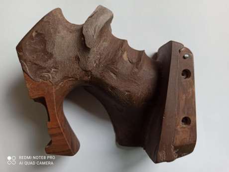A petición de un amigo pongo a la venta pistola Pardini k12 de diciembre de 2019.

Con dos cachas una 10