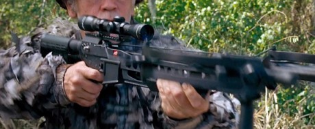 Compañeros,

En vista de las ganas de algunos (Elcafe, Wilcow, Vrakk, etc) por adivinar armas de películas 60