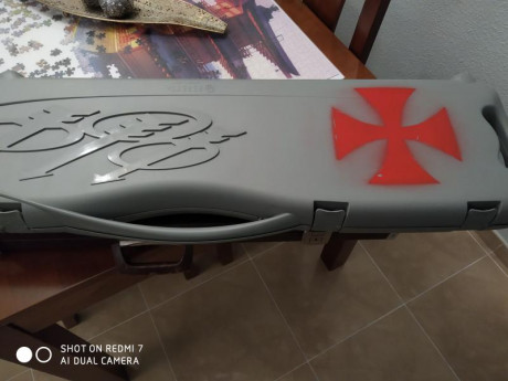 Hola
se vende Beretta A 400 XCELL sporting (carcasa azul)
tiene 14 meses
lleva el sistema gun pod (esta 21