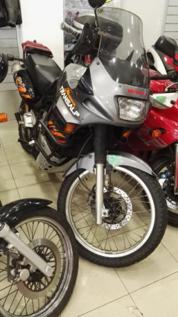Muy buenas.

   Edito: Moto y Botas vendidas
Pondré el resto del equipo en un hilo aparte para que no 10