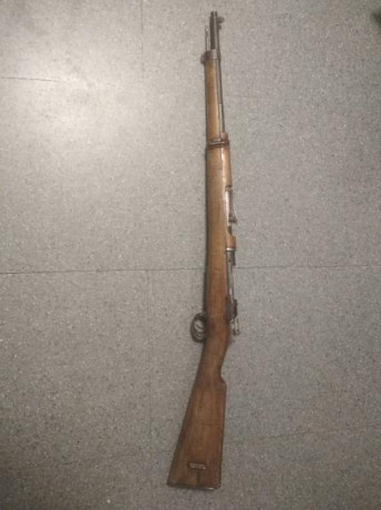 Vendo fusil máuser guiado, fabricado en Oviedo en 1920, con su grabado original de época. Tiene 100 años. 00