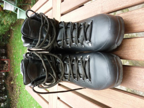 Vendo estas estupendas botas de la casa alemana MEINDL, el modelo Island MFS.
Tienen un año de uso, están 02