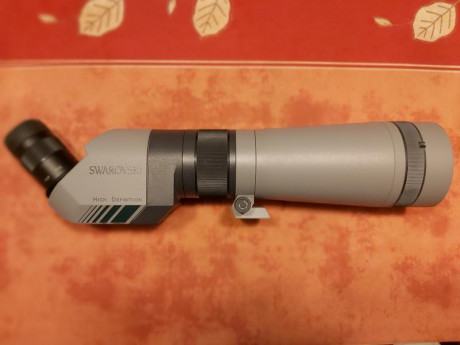 Se vende telescopio terrestre swarovski AT80 HD con ocular 20-60x. Inmejorable estado. Incluye funda y 01