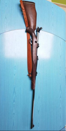 Hola, vendo un rifle de la casa Weatherby en muy buen estado y cuidado, por dentro y por fuera. El calibre 02