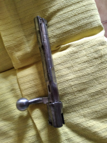 Vendo Rifle Oviedo 1926 calibre 7x57. Precio 350€ más portes si hubiera que mandar. Regalo 2 cajas de 32