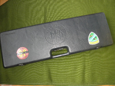 Vendo un estuche Beretta, para escopeta.
Medidas exteriores: 78X26X8.
El estuche se encuentra en Asturias.
Precio.- 02