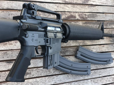 Vuelvo a poner en venta mi rifle Colt M16 .22 Lr hecho bajo licencia por Walther, de la segunda generación. 10