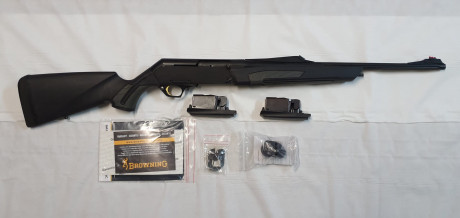 Buenas a todos, un buen amigo, vende este rifle:

BROWNING Mk2 de composite del calibre 300wmg con dos 01